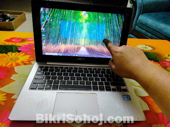 Asus VivoBook X202E(Screen Touch-12'')